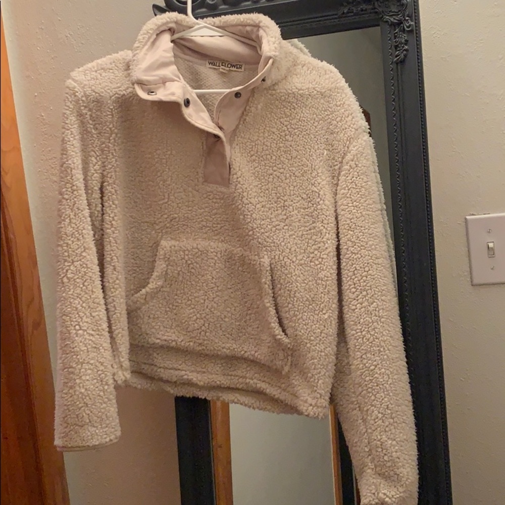 Quarter button sherpa